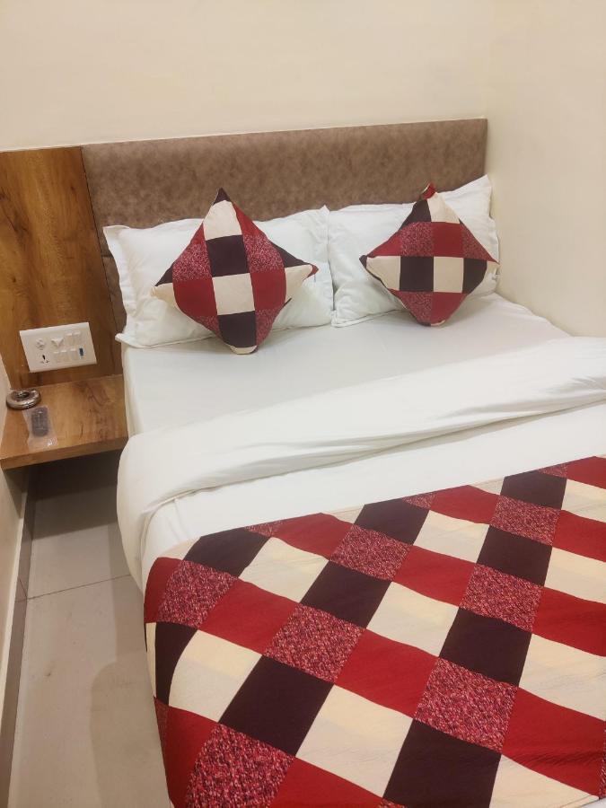 Bkc Corporate Hostel Ac Dormitory Mumbai Dış mekan fotoğraf